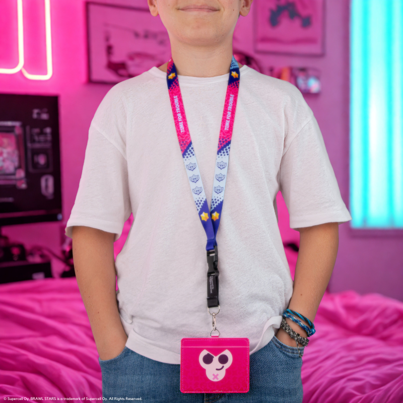 Brawl Stars šňůrka na krk s pouzdrem na kartu Colt