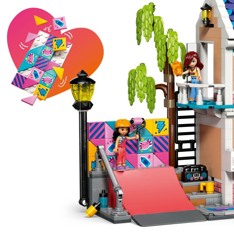 LEGO® 42687 Friends Liann a její rodinný dům