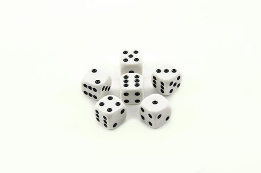 Hrací kostky 13x13mm společenská hra 6ks v krabičci