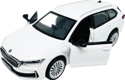 Škoda Superb IV Combi bílé 1:35