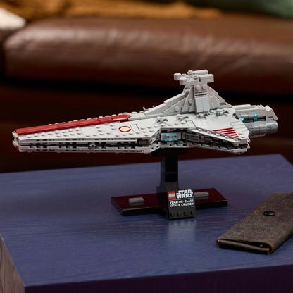 LEGO® Star Wars™ 75441 Útočný křižník třídy Venator