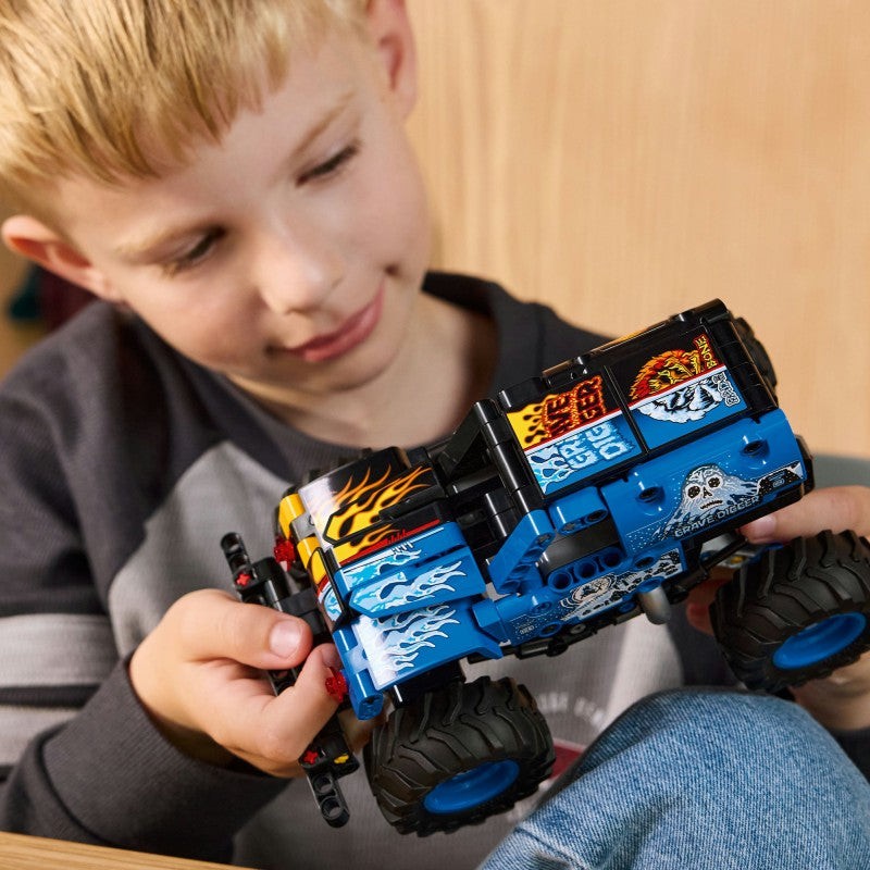 LEGO® 42219 Technic Monster Jam™ Grave Digger™ Oheň a led