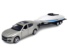 1:43 Maserati Levante SUV s přívěsem-člun