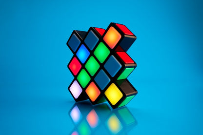 Rubikova kostka elektronická hra Tetris rush