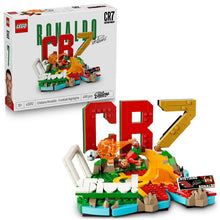 LEGO® Editions 43012 Cristiano Ronaldo - Hvězdné momenty fotbalu