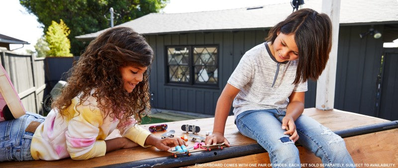 Hot Wheels fingerboard a boty Charged - Up Champ