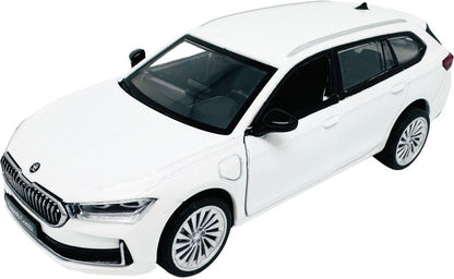Škoda Superb IV Combi bílé 1:35