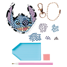 Diamantové malování Stitch - výroba klíčenky