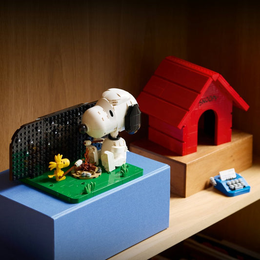 LEGO® Ideas 21368 Peanuts: Snoopyho bouda