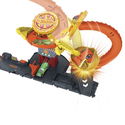 Hot Wheels city hladová kobra útočí na pizzerku