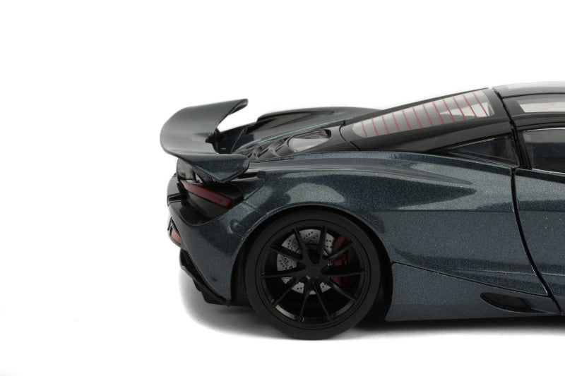 Rychle a zběsile auto Shawův McLaren 720S 1:24