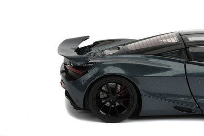 Rychle a zběsile auto Shawův McLaren 720S 1:24