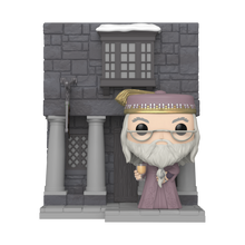 Funko POP Deluxe: HP Hogsmeade- Hogs Head w/Dumbledore