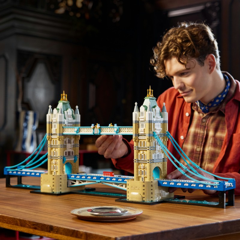 LEGO Architecture 21067 Tower Bridge - detailní model londýnského mostu