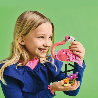 LEGO® Creator 3 v 1 31170 Divoká zvířata: Růžový plameňák