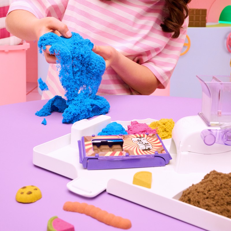 Kinetic Sand výroba sladkostí