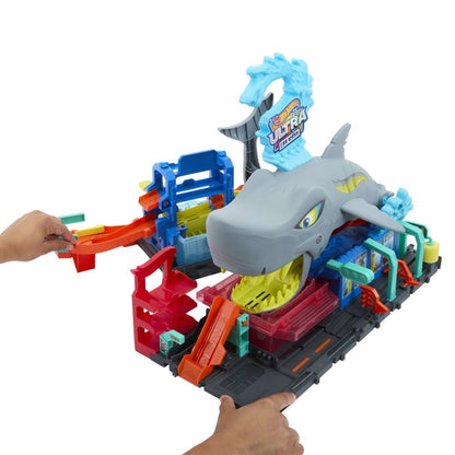Hot Wheels city color reveal automyčka se žralokem