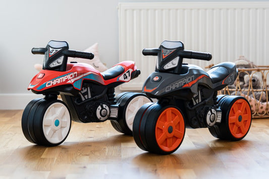 Odrážedlo Racing team červené
