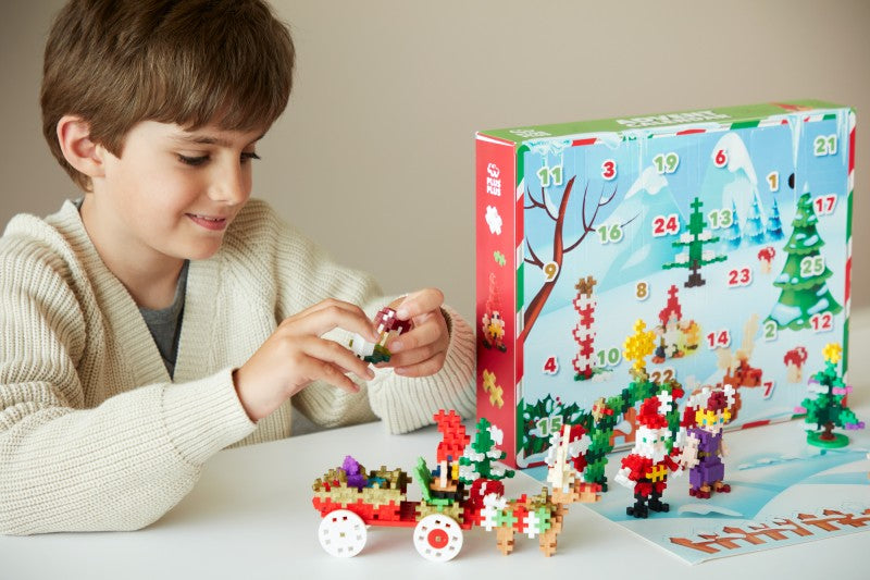Plus-Plus Adventní kalendář (600 ks)