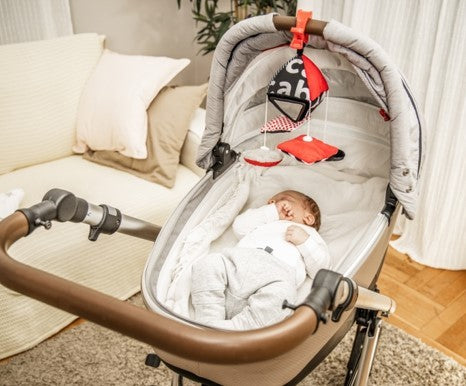 Canpol babies Kontrastní závěsná hračka s klipem Sensory