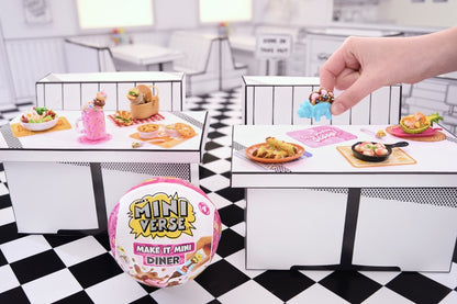 MGA's Miniverse - Mini Food Občerstvení, série 4A, PDQ