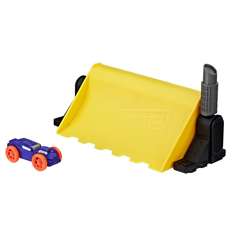 Nerf Nitro náhradní autíčko dvojitá akce Slammin Soar