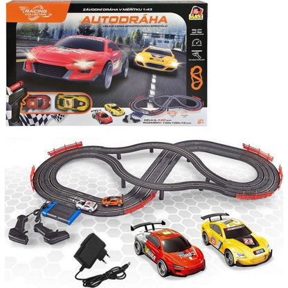 Autodráha, 2 auta, 2 ovladače, s EU adaptérem, délka trati 4