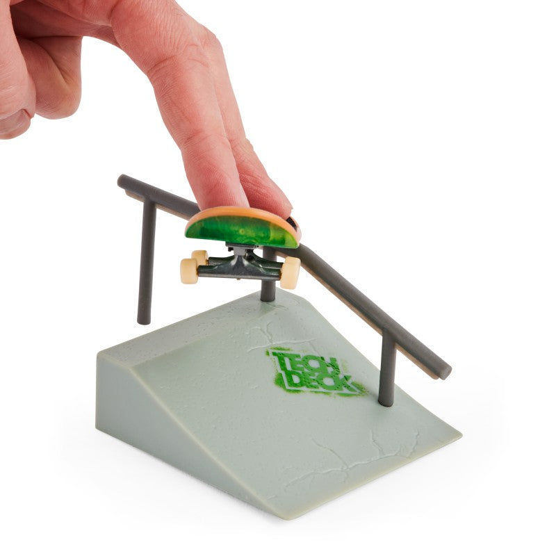 Tech Deck fingerboard dvojbalení s překážkou Blind