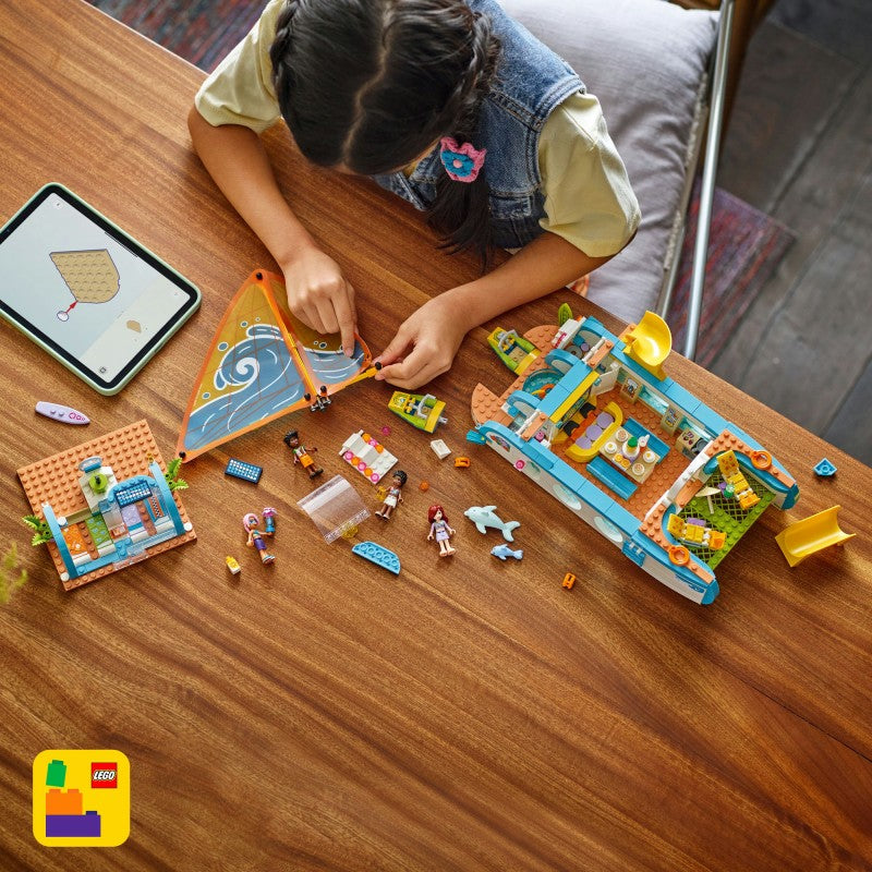 LEGO® Friends 42664 Dobrodružství na jachtě