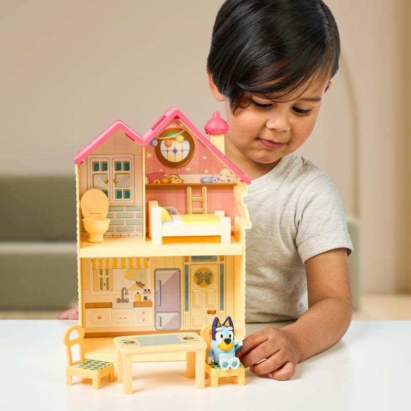 Mini domeček Bluey s příslušenstvím + figurka