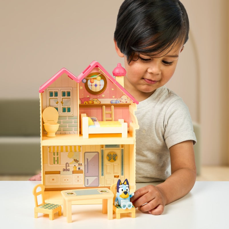 Mini domeček Bluey s příslušenstvím + figurka