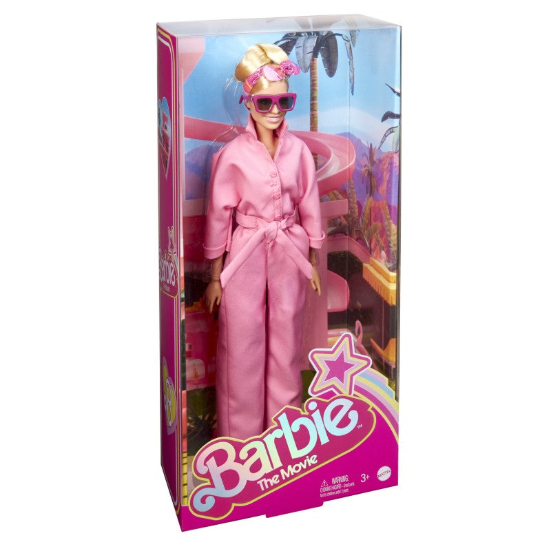 Barbie v růžovém filmovém overalu
