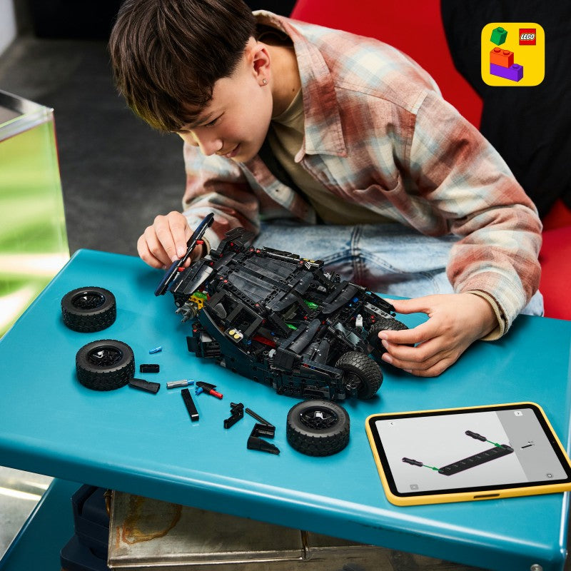 LEGO® Technic 42239 Batmobile™ Tumbler