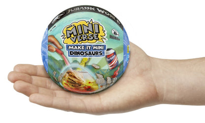 MGA's Miniverse - Make it Mini Dinosauři (Jurský svět), PDQ